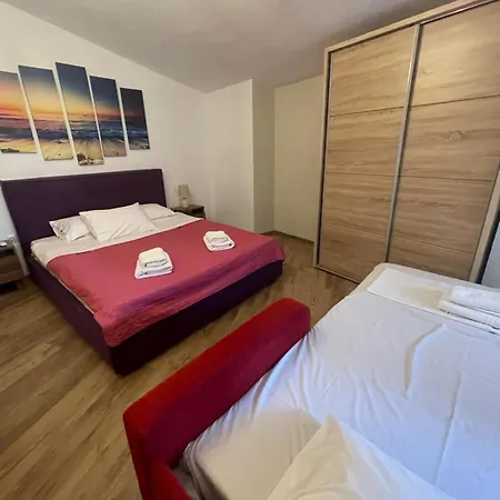 Semesterbostad Maisonette 25m From The Sea PalaiónTsiflíkion
