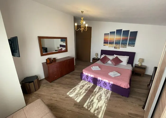 Maisonette 25m From The Sea *