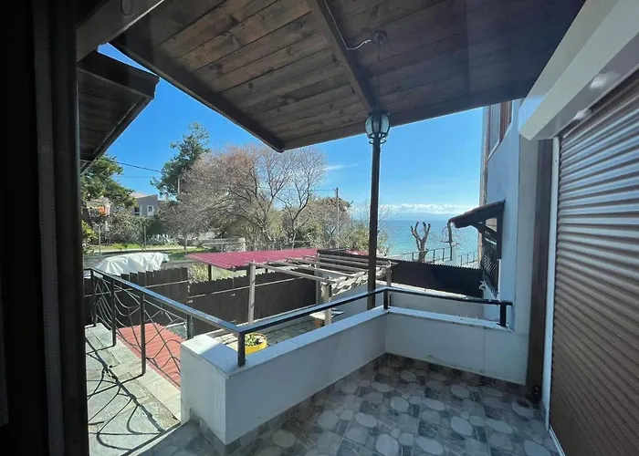 Maisonette 25m From The Sea *